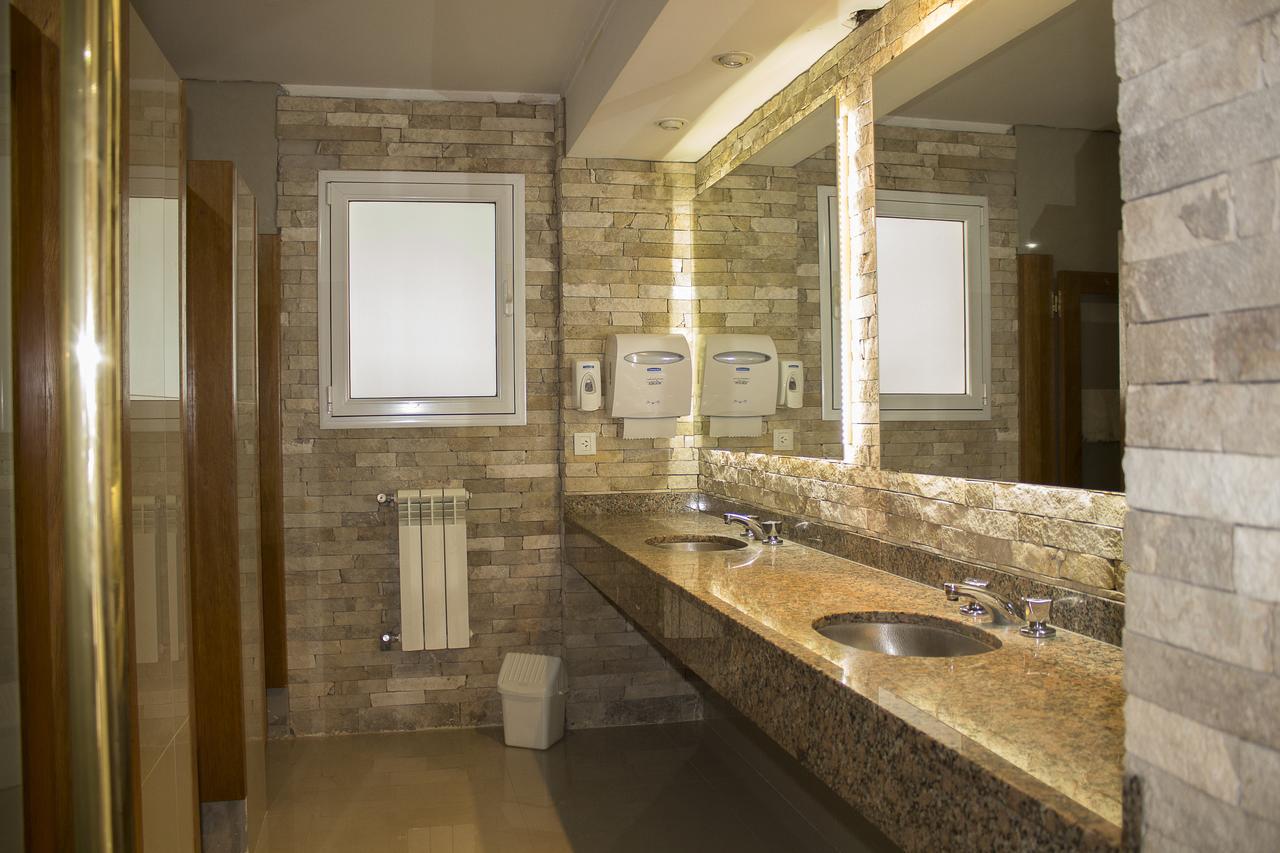 Hotel Dior Tandil Buitenkant foto