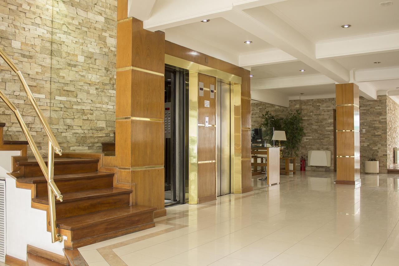 Hotel Dior Tandil Buitenkant foto