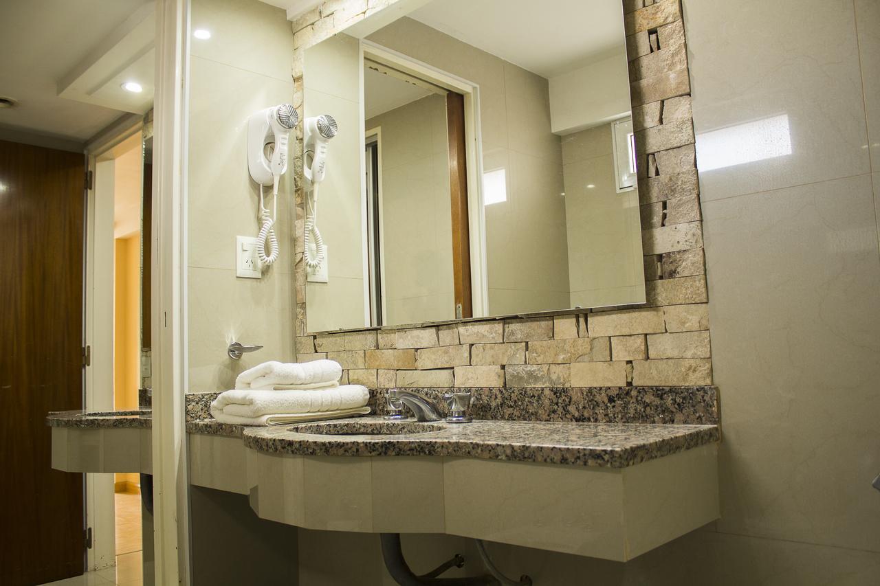 Hotel Dior Tandil Buitenkant foto